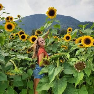 Meet your Posher, Annalise